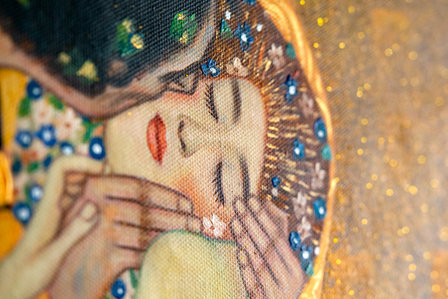The Kiss Klimt replica detail